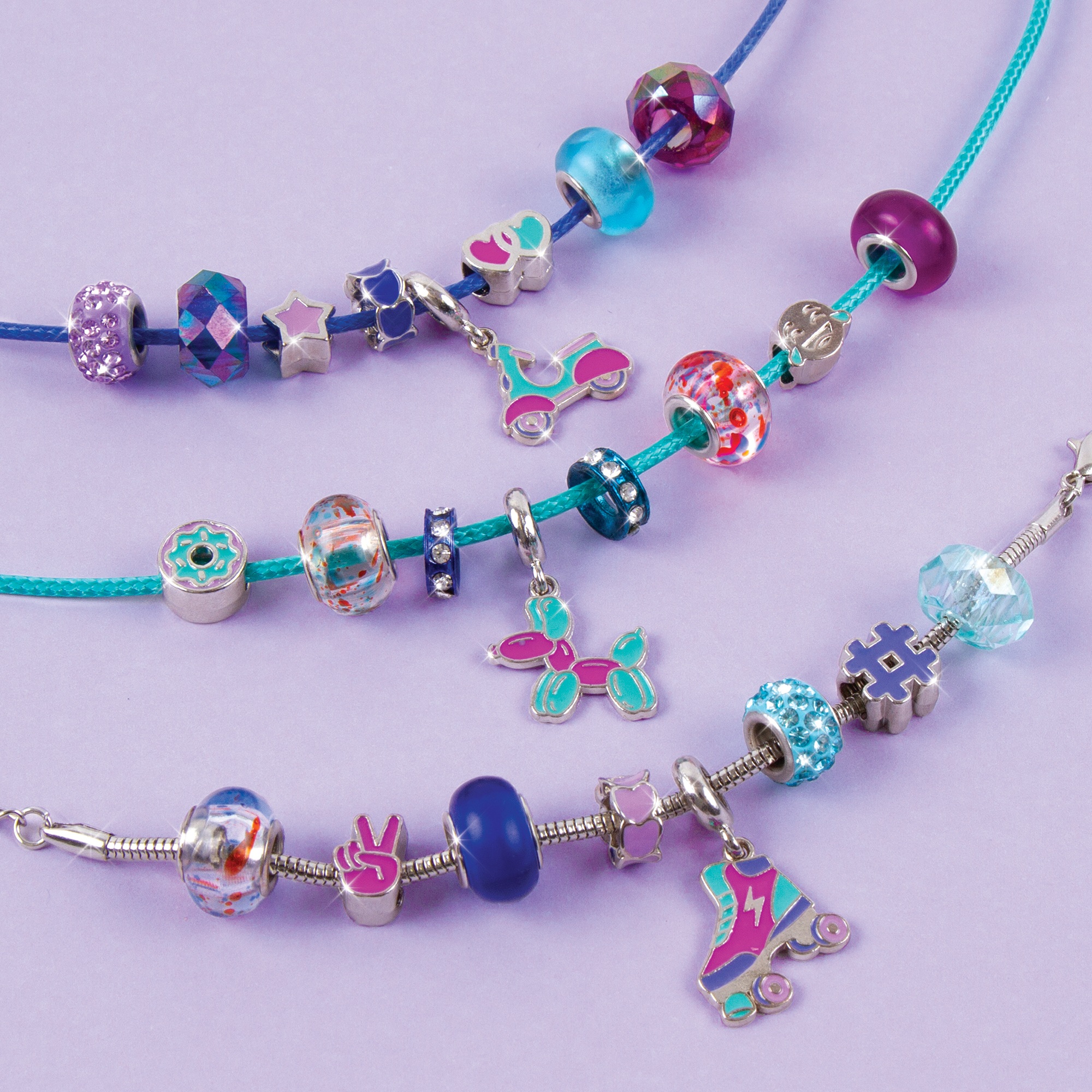 Make It Real: Halo Charms Bracelets - True Blue - Create 3 Metallic  Bracelets, 28 Pieces, All-In-One, DIY Unique Charm & Bead Jewelry Kit,  Tweens & Girls, Arts & Crafts, Kids Ages